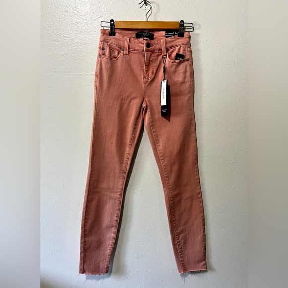 Liverpool NWT Pink Abby Ankle Skinny Jeans - Size 0/25 - Picture 5 of 13